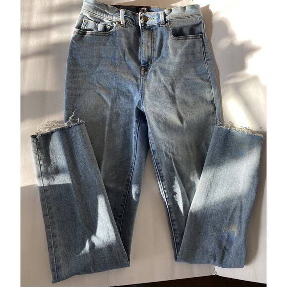EUC BDG Sz 28 Twig Super High Rise Raw Hem 5 Pocket denim jeans - Picture 1 of 7